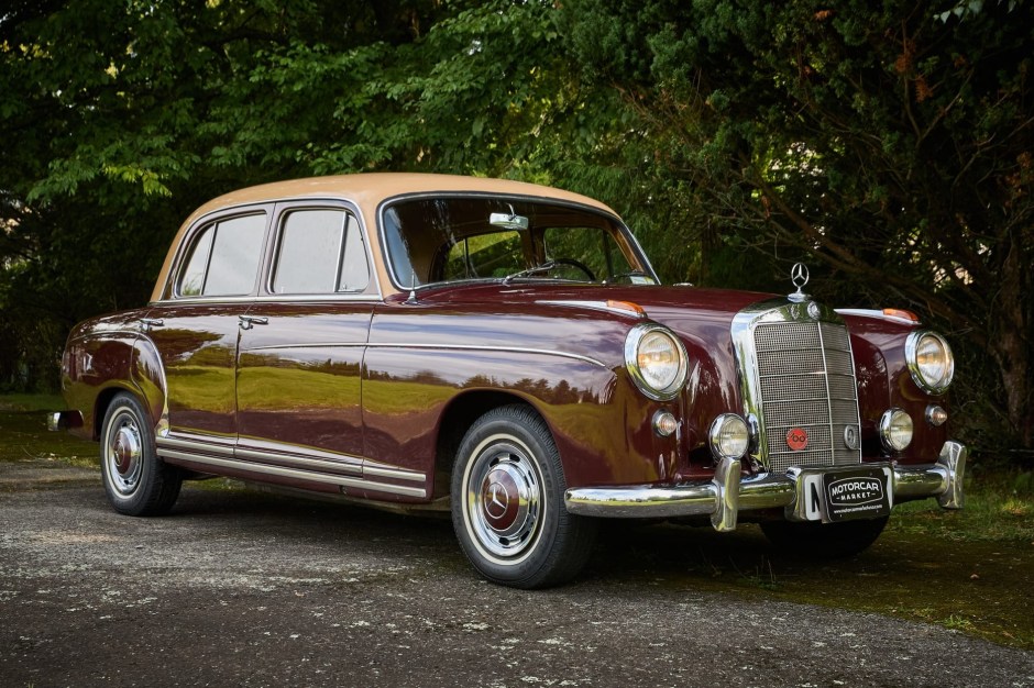1957 Mercedes-Benz Ponton sold at auction for $18,500