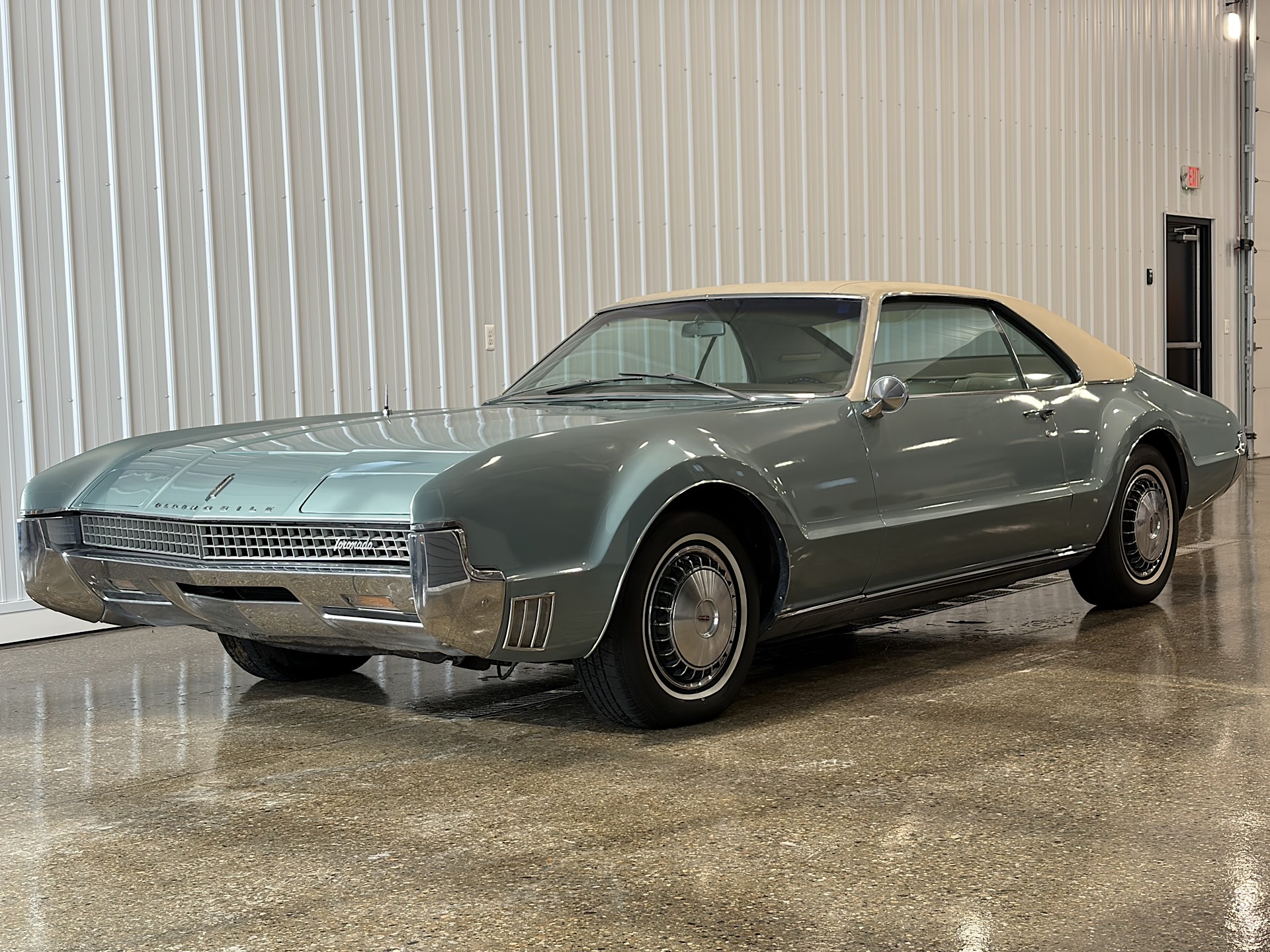 1967 Oldsmobile Toronado sold at auction for $8,800