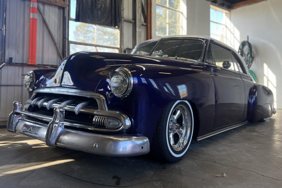 1952 Chevrolet Styleline sold at auction for $8,500