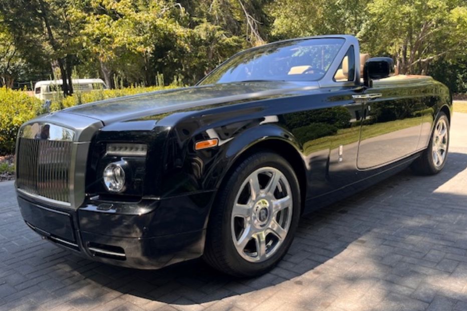 2010 Rolls-Royce Phantom sold at auction for $151,500