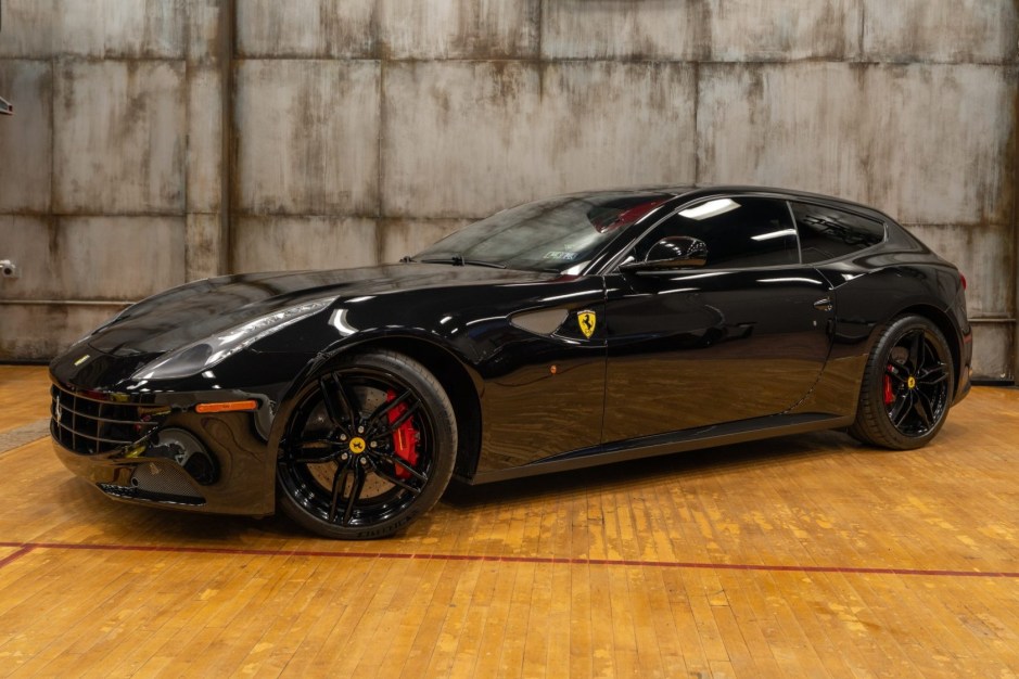 2014 Ferrari FF sold at auction for $118,001