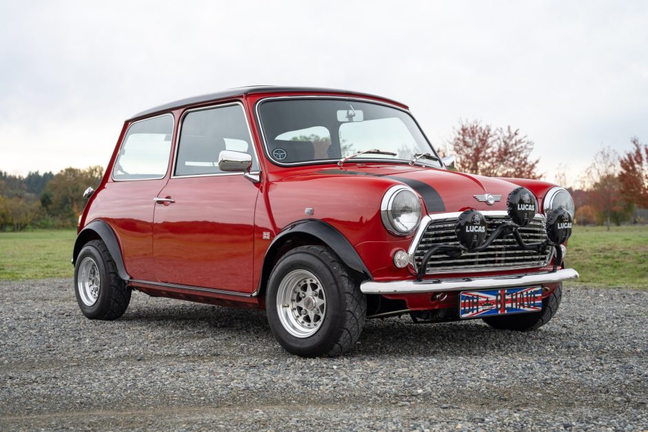 1990 Rover Mini sold at auction for $42,250