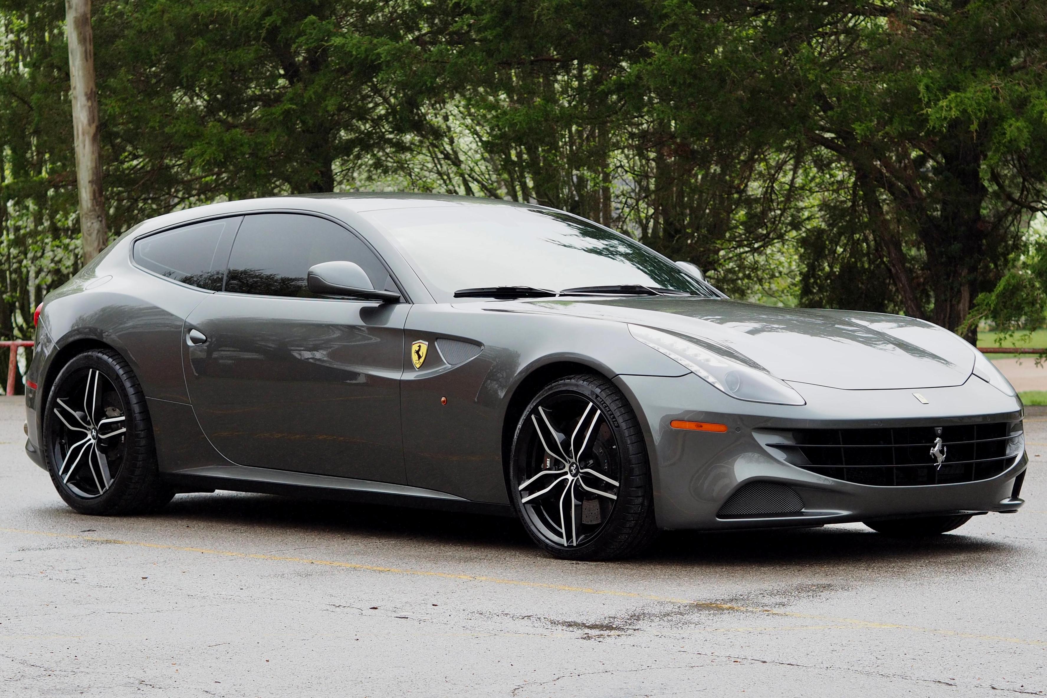 2013 Ferrari FF sold at auction for $128,000