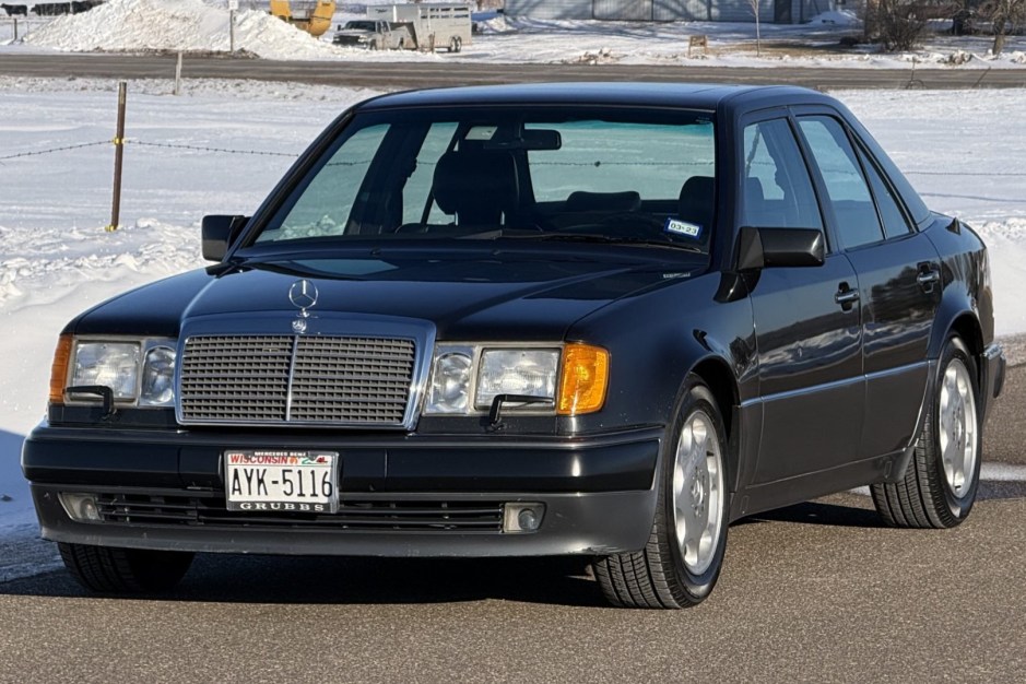 1993 Mercedes-Benz 500E sold at auction for $35,444