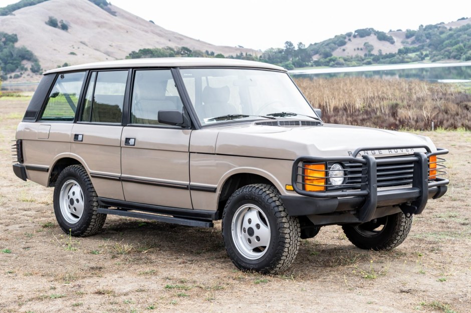 1991 Land Rover Range Rover sold at auction for $39,000