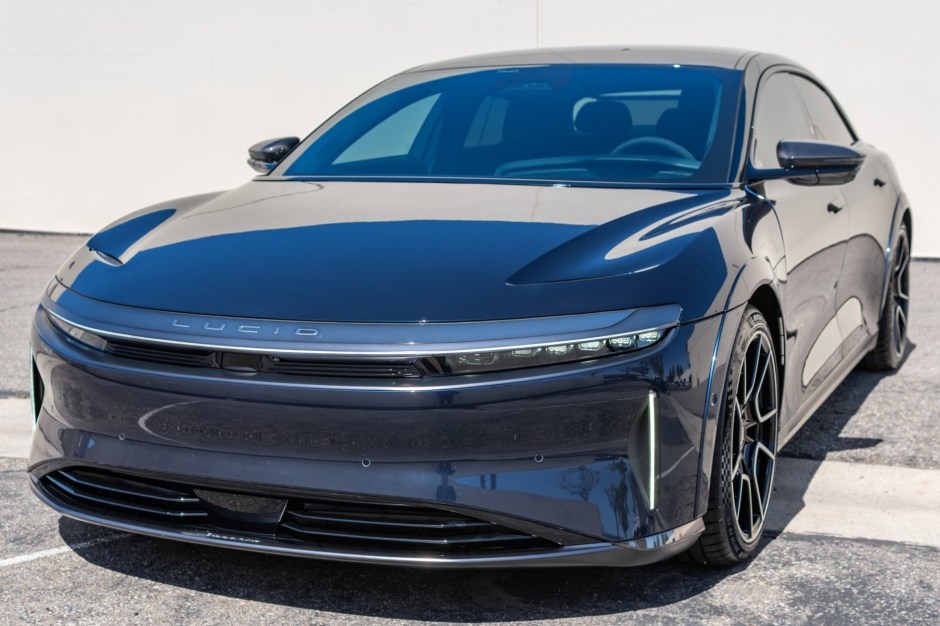 2024 Lucid Air sold at auction for $160,000