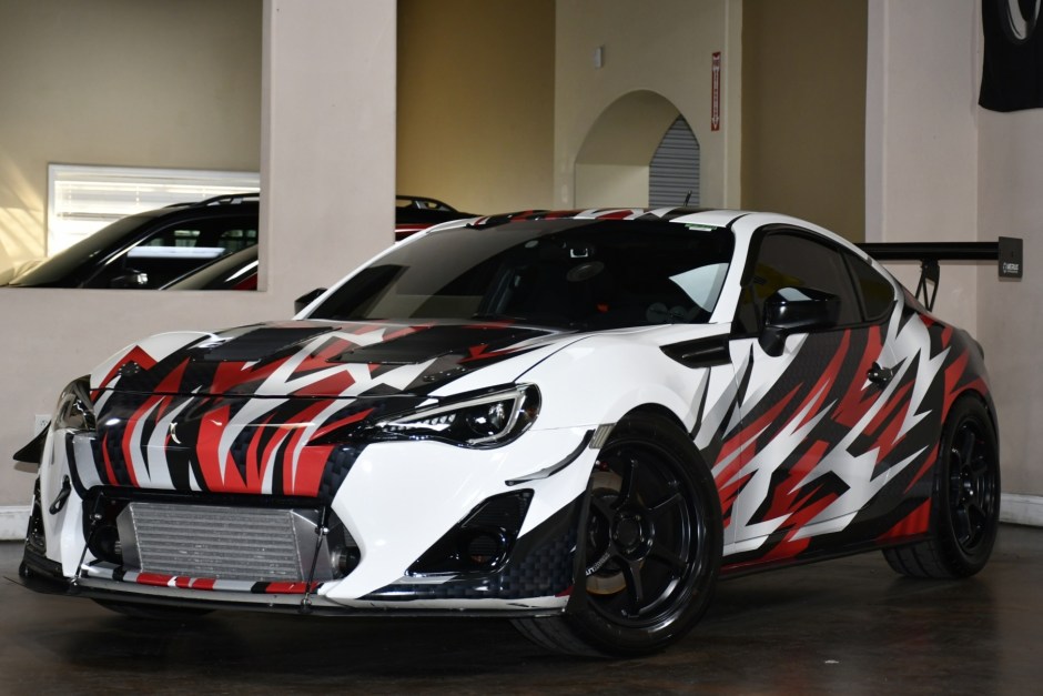 2013 Scion FR-S sold at auction for $26,000