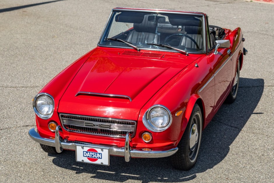 1969 Datsun Roadster sold at auction for $15,500