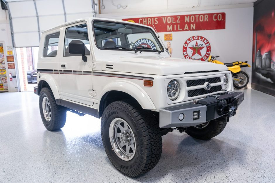 1987 Suzuki Samurai sold at auction for $25,000