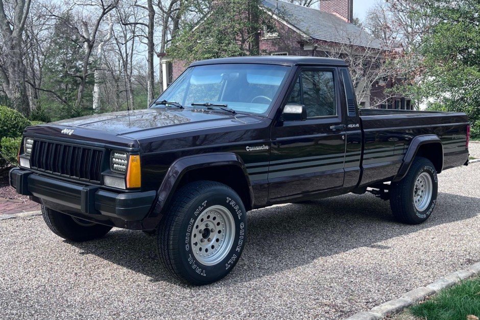 1991 Jeep Comanche sold at auction for $16,500