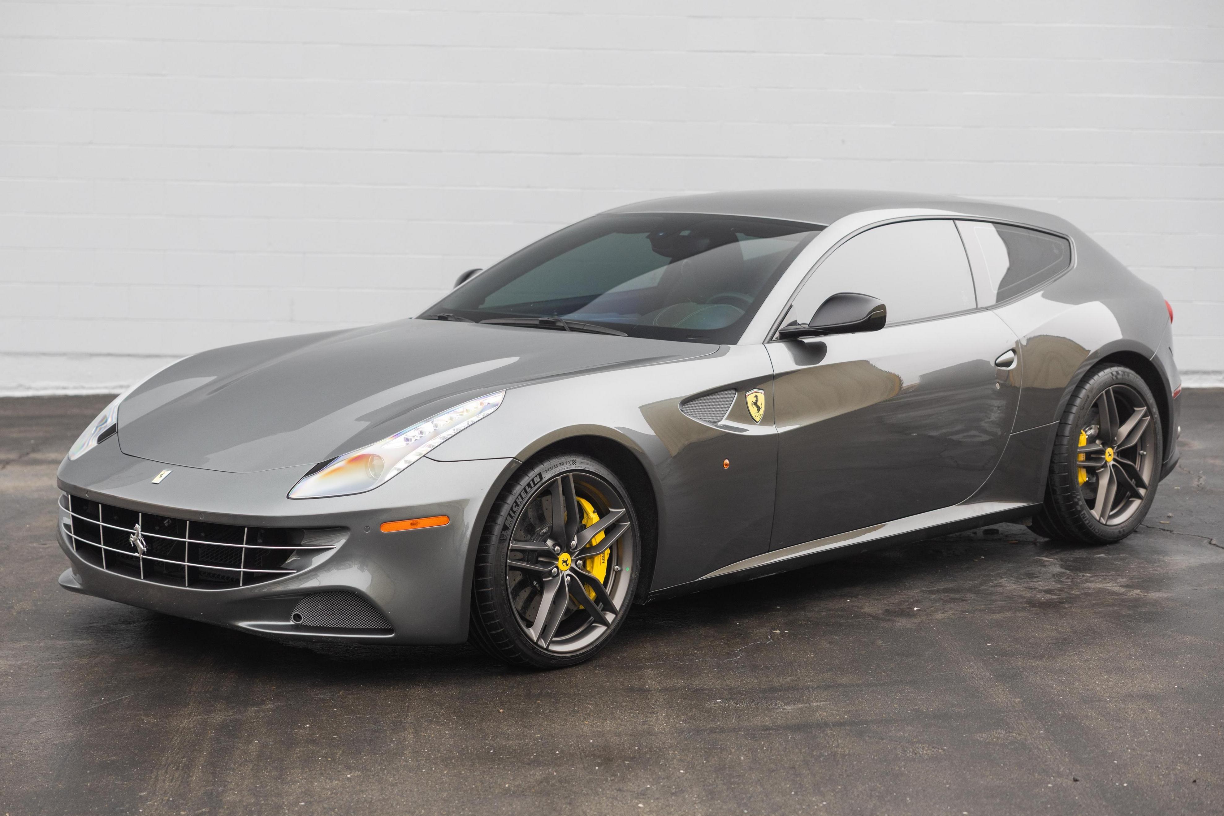2015 Ferrari FF sold at auction for $90,500