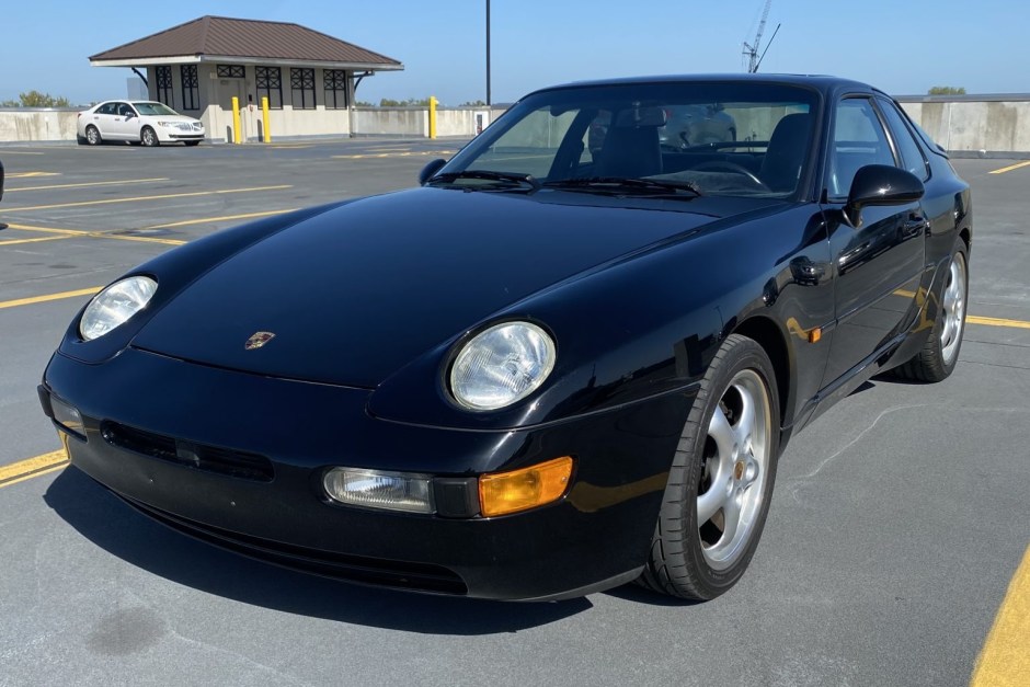 1995 Porsche 968 sold at auction for $31,968