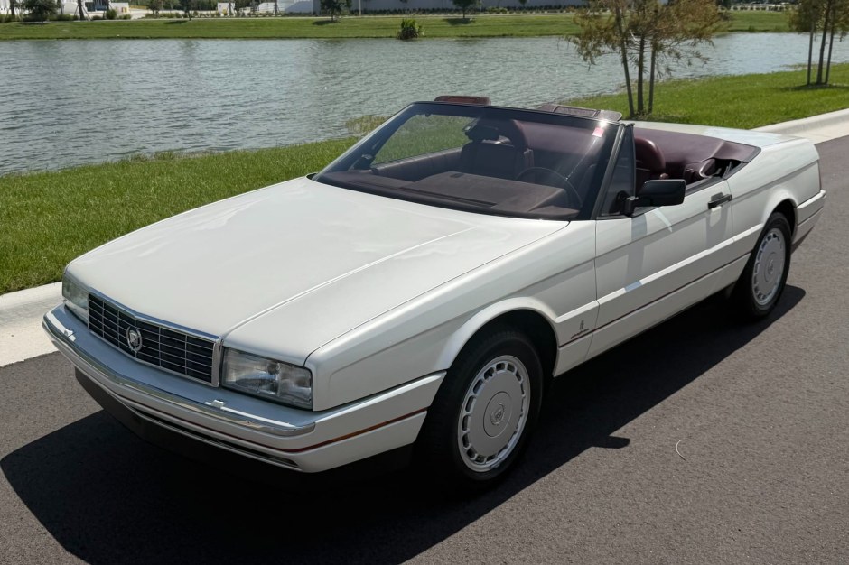 1991 Cadillac Allanté sold at auction for $6,200