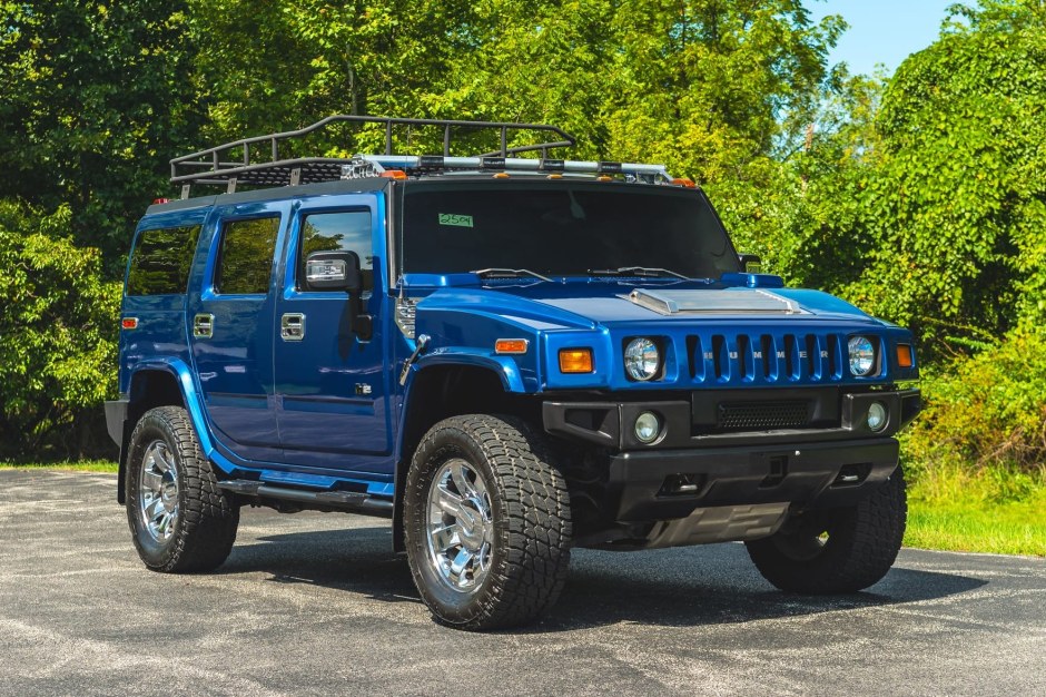 2006 Hummer H2 sold at auction for $26,000