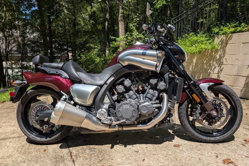 2009 Yamaha V-Max sold at auction for $7,350
