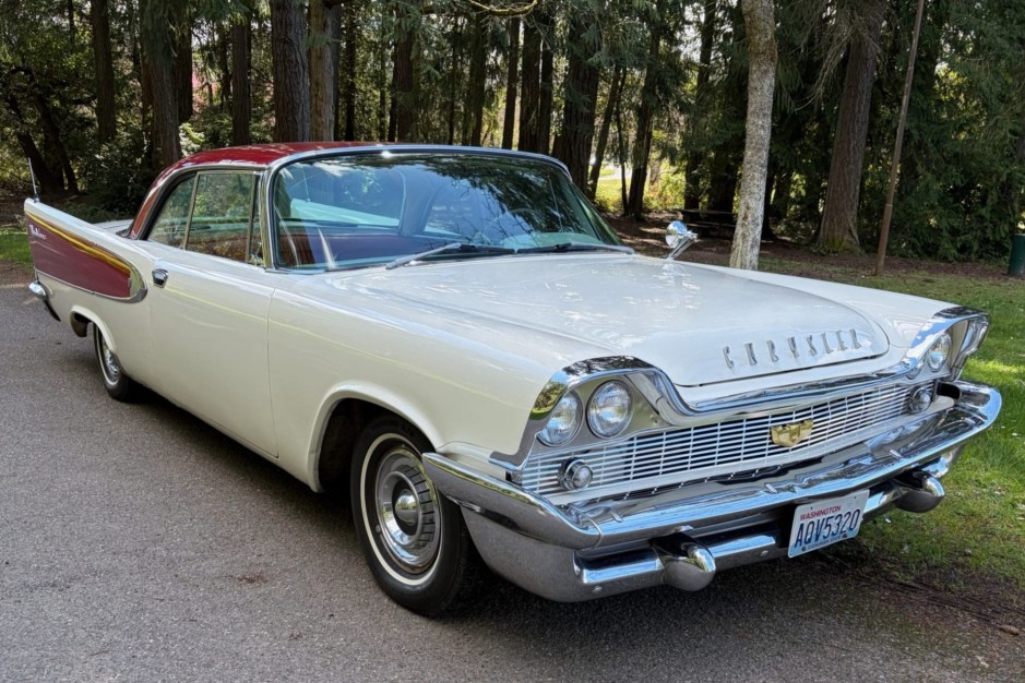 1958 Chrysler Windsor sold at auction for $13,310