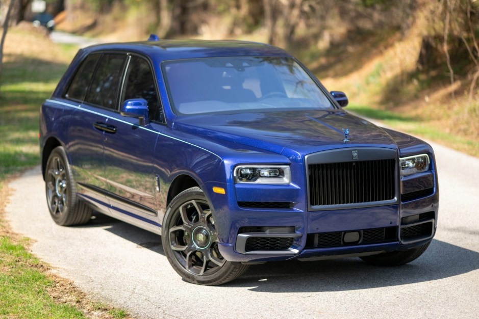 2024 Rolls-Royce Cullinan sold at auction for $421,000