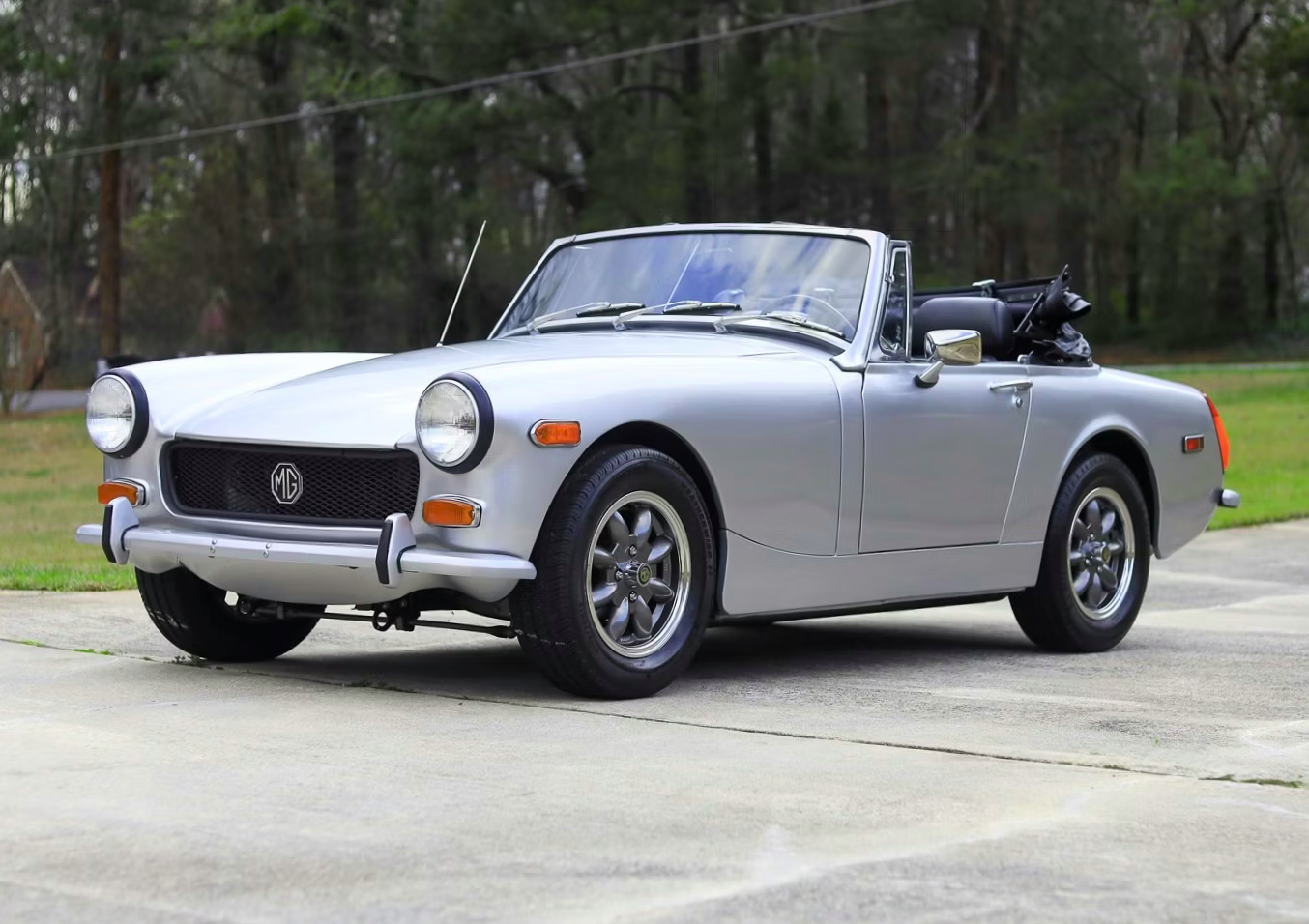 1974 MG Midget sold at auction for $13,750