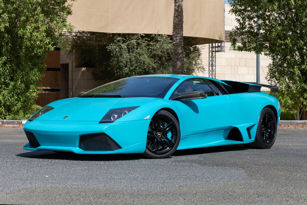 2007 Lamborghini Murciélago sold at auction for $240,000