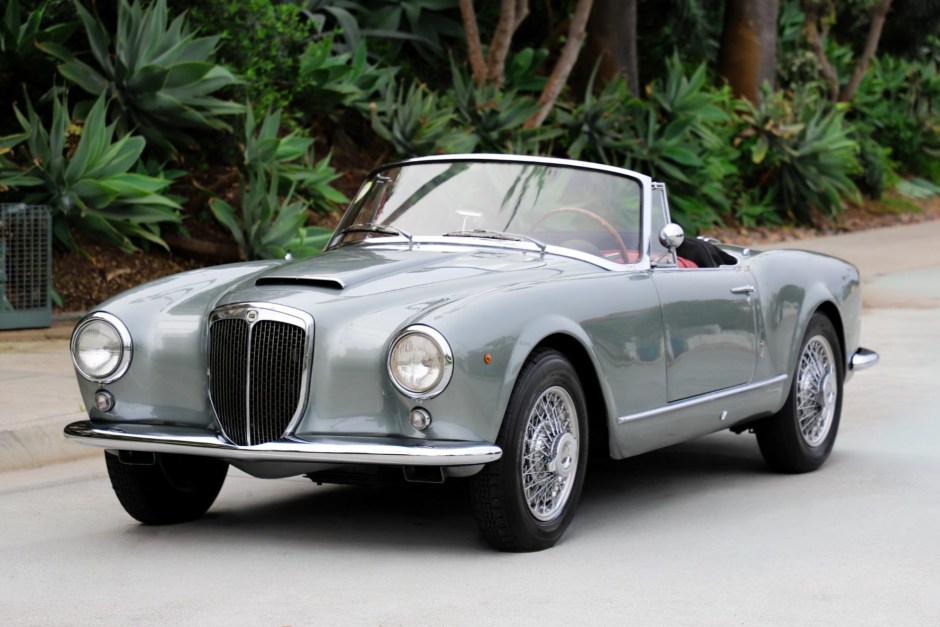 1958 Lancia Aurelia sold at auction for $200,000