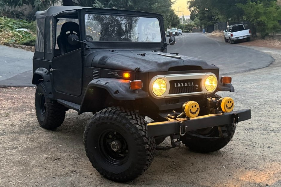 1970 Toyota Land Cruiser 40 Series sold at auction for $8,200