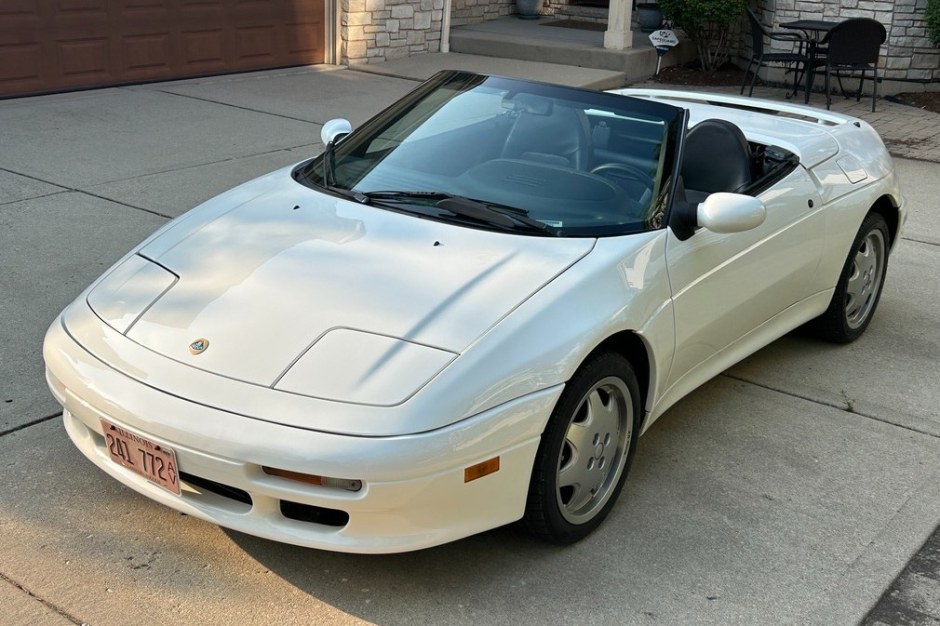 1991 Lotus Elan sold at auction for $35,250