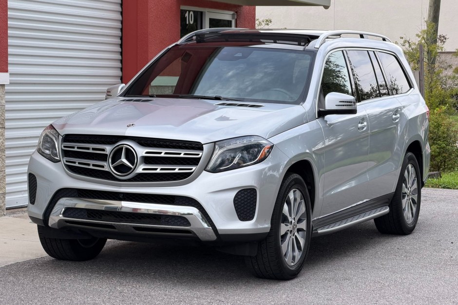 2019 Mercedes-Benz GLS-Class sold at auction for $12,750