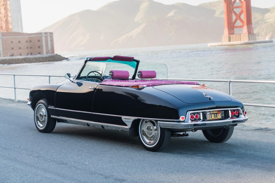 1967 Citroen DS sold at auction for $196,500