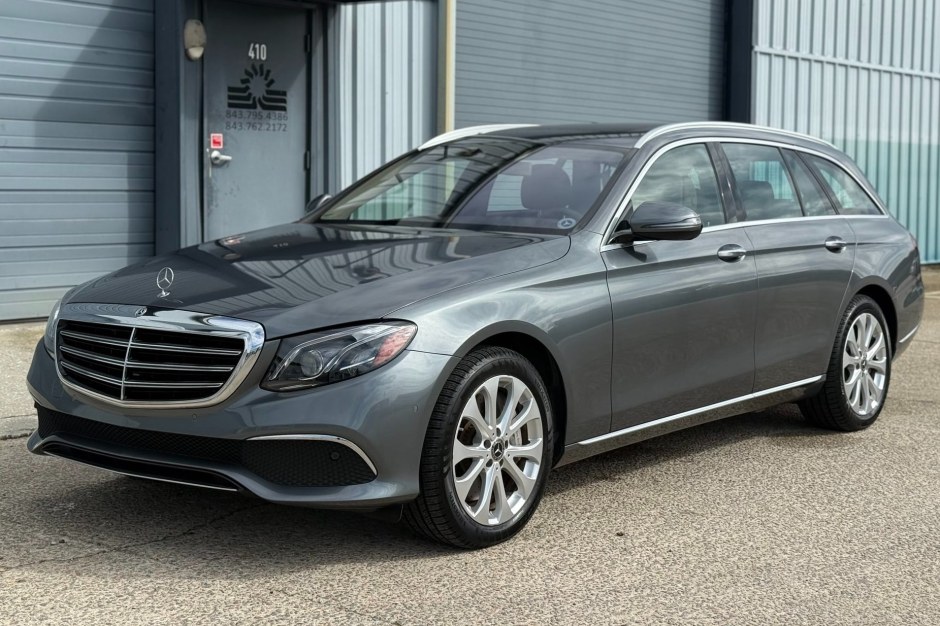 2018 Mercedes-Benz E-Class sold at auction for $29,000