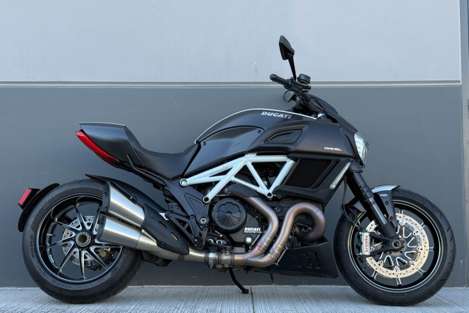 2015 Ducati Diavel sold at auction for $9,100