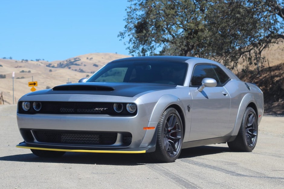 2018 Dodge Challenger sold at auction for $92,000