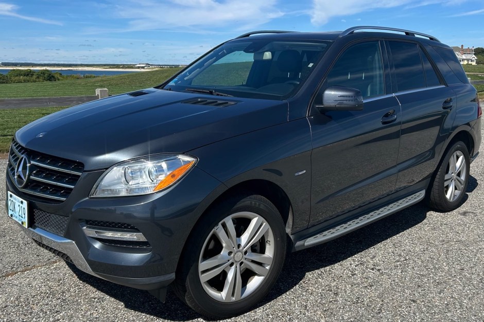 2012 Mercedes-Benz M-Class sold at auction for $15,100