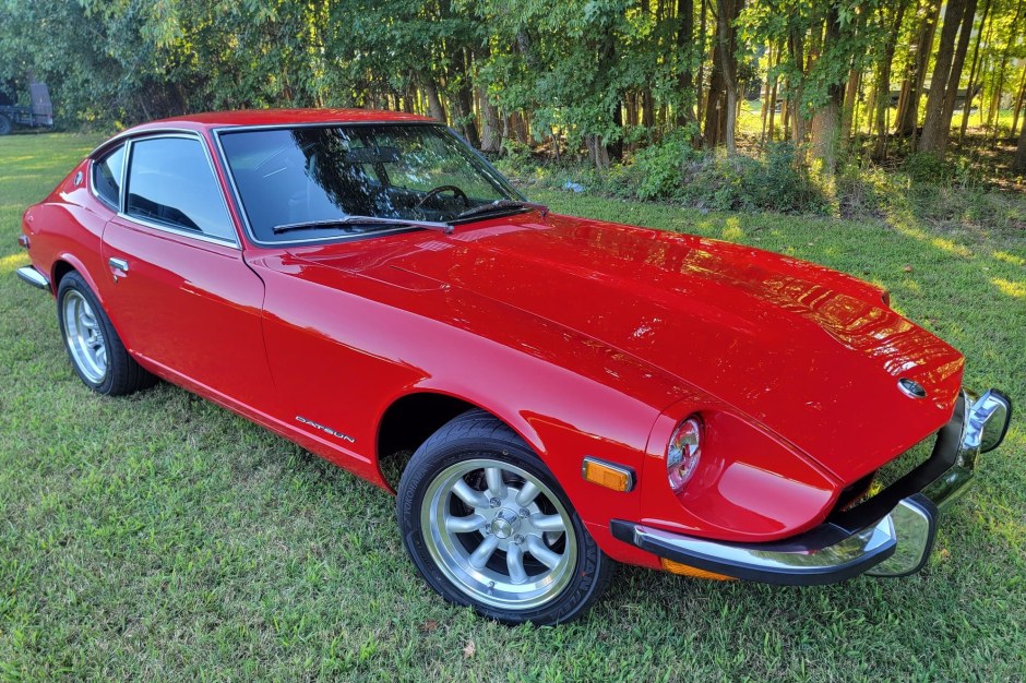 1973 Datsun Z sold at auction for $32,800