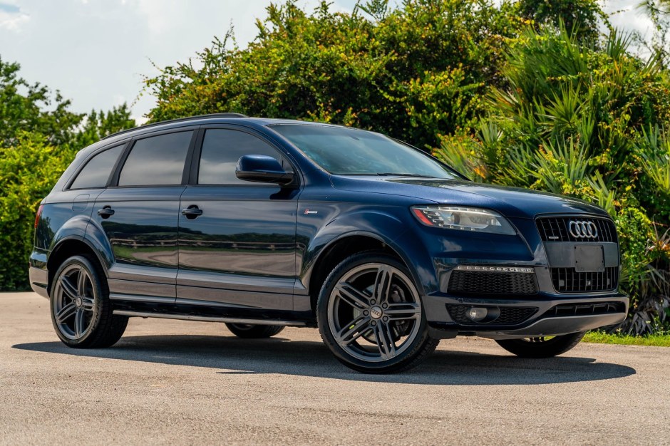 2015 Audi Q7 sold at auction for $8,300
