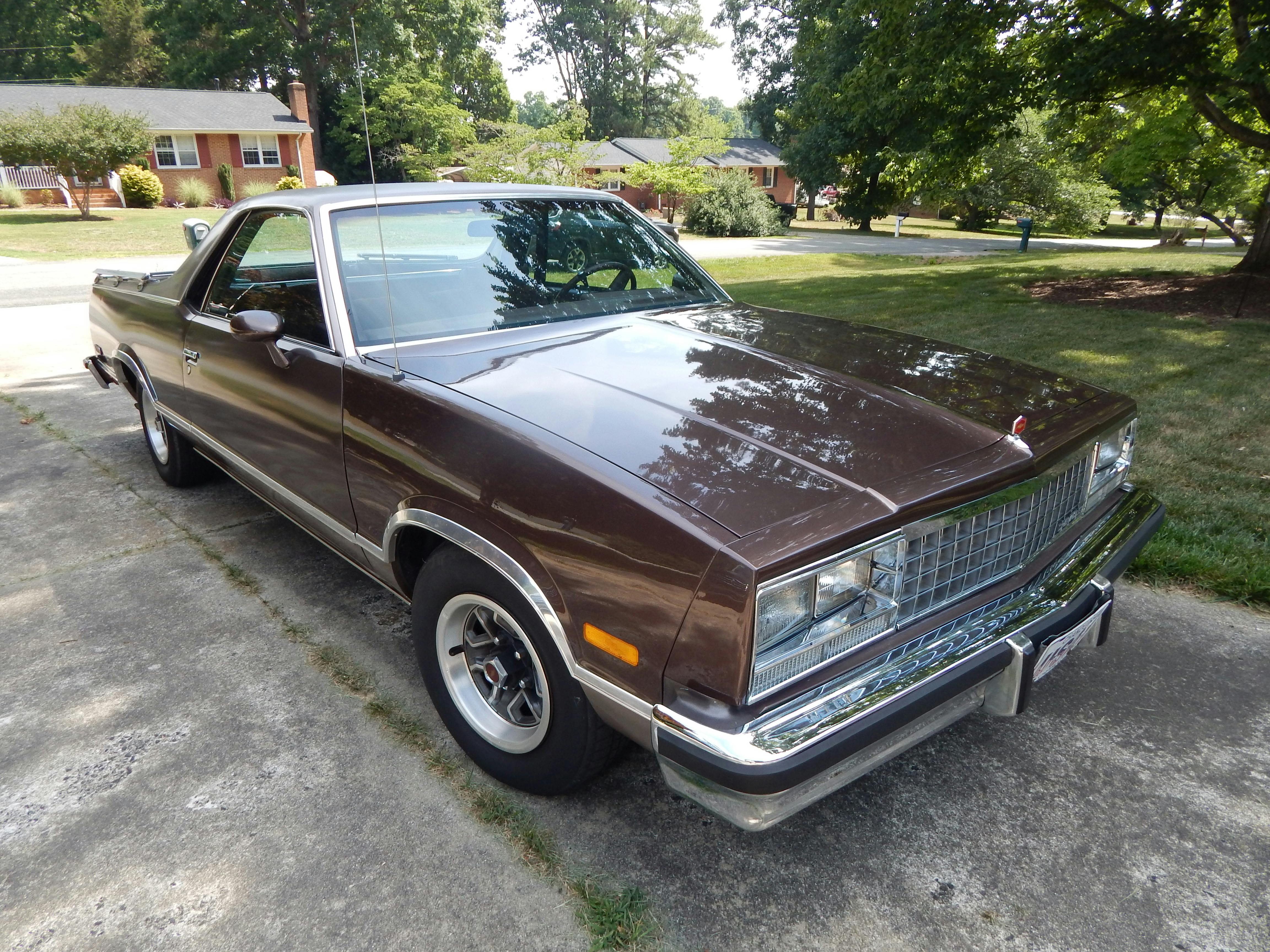 1983 Chevrolet El Camino sold at auction for $9,250