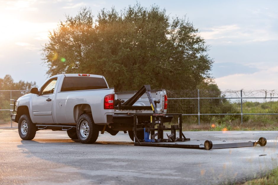 2007 Chevrolet Silverado sold at auction for $9,400