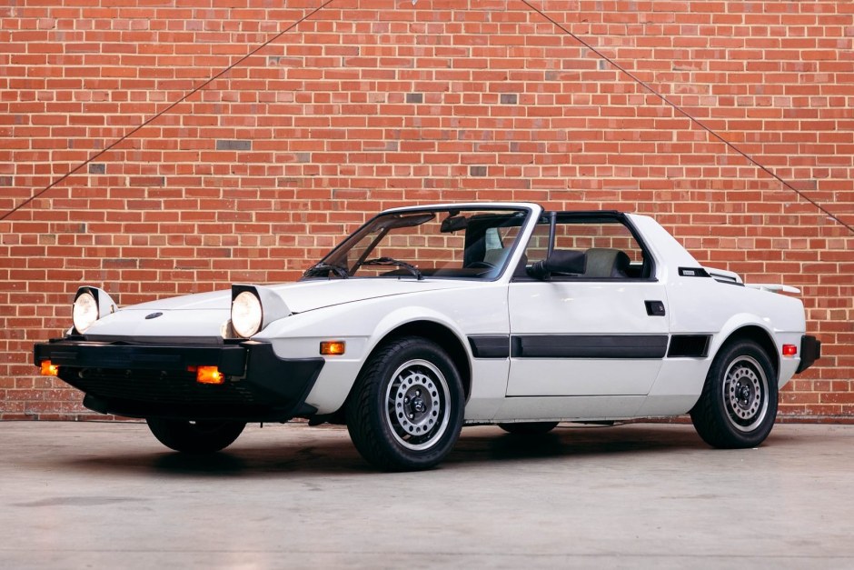 1987 Fiat X1/9 sold at auction for $19,250