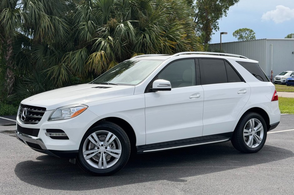 2014 Mercedes-Benz M-Class sold at auction for $8,700