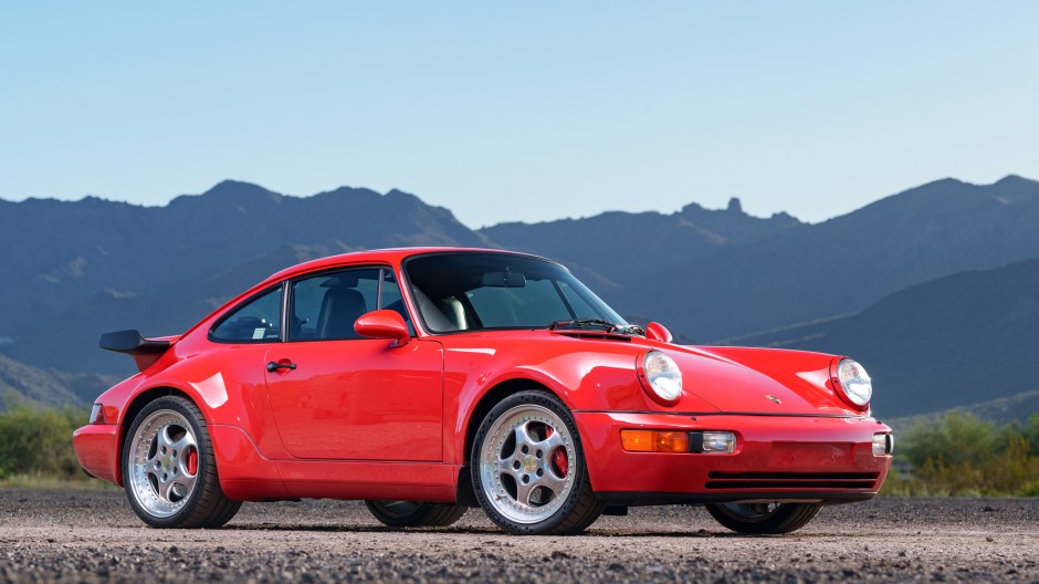 1994 Porsche 964 sold at auction for $450,000