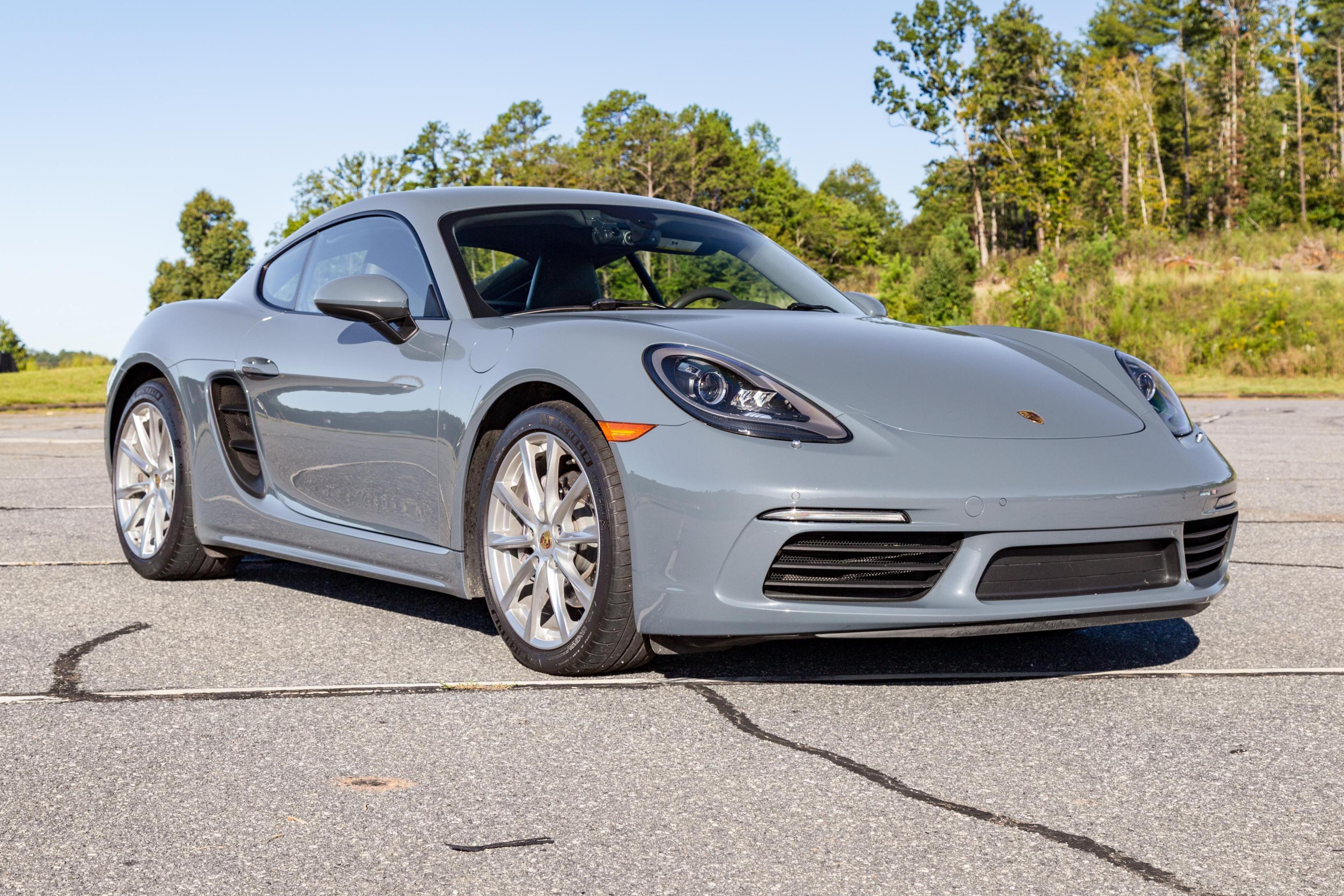 2017 Porsche 718 sold at auction for $43,500