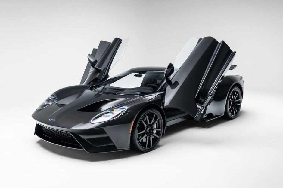 2022 Ford GT sold at auction for $1,806,900
