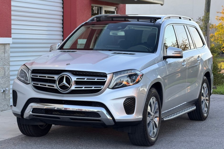 2018 Mercedes-Benz GLS-Class sold at auction for $15,000