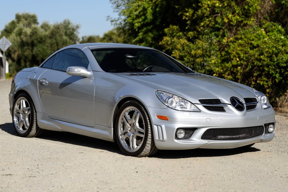 2006 Mercedes-Benz SLK-Class sold at auction for $11,250