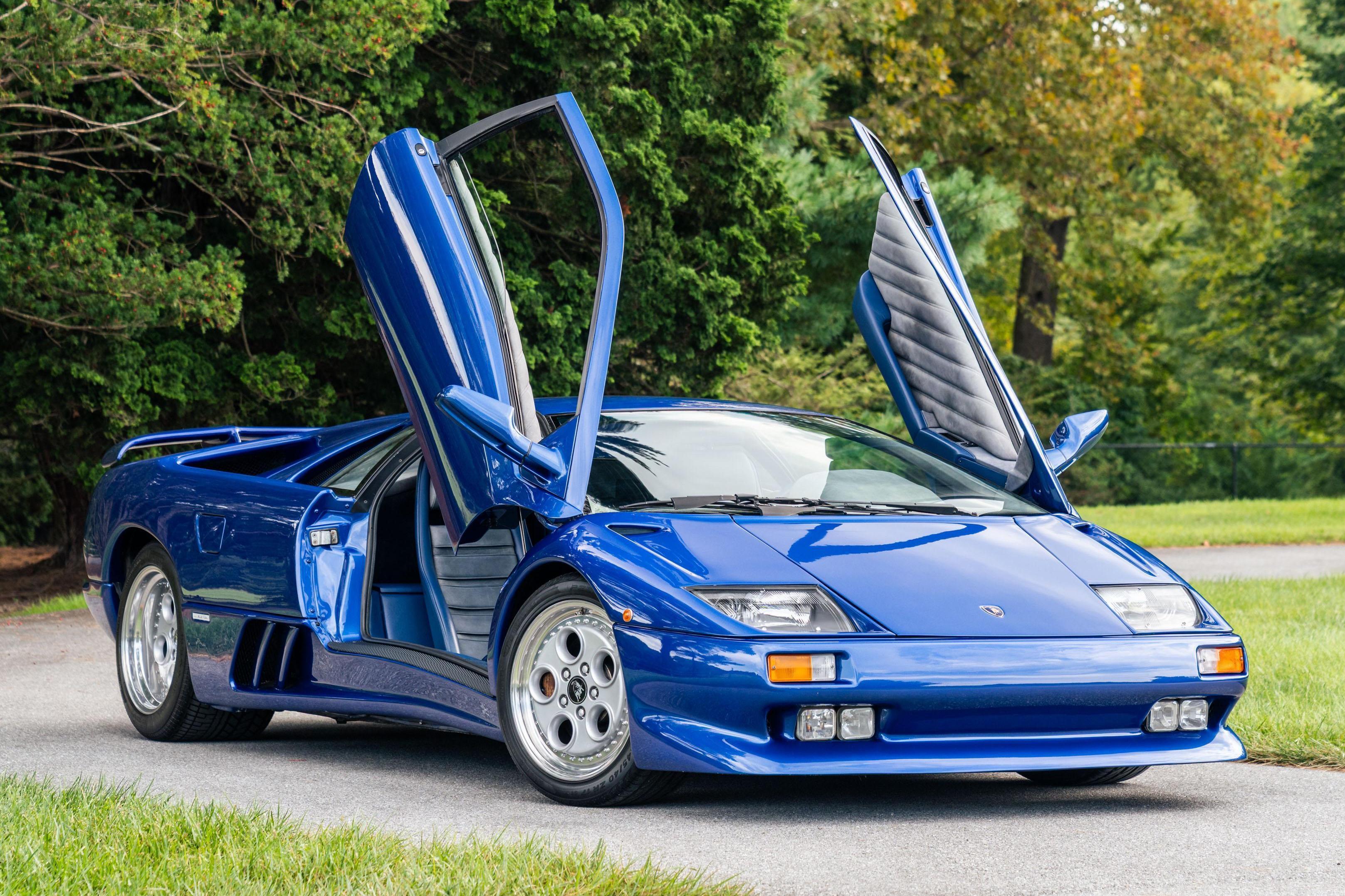 1991 Lamborghini Diablo sold at auction for $288,000