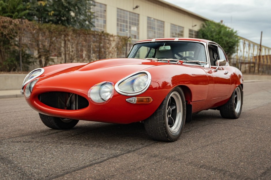 1965 Jaguar XKE sold at auction for $76,500