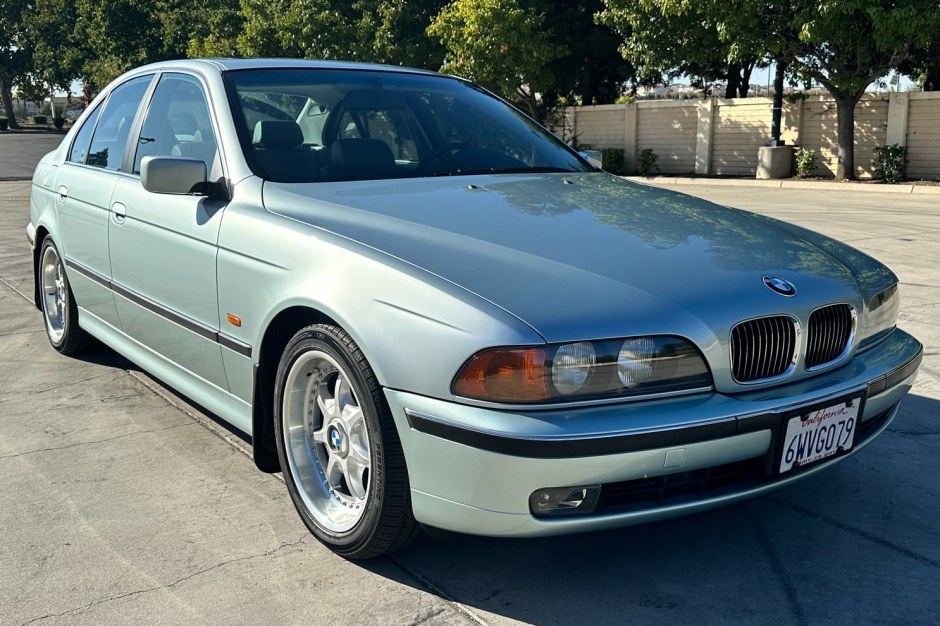 1997 BMW 5-Series sold at auction for $19,500