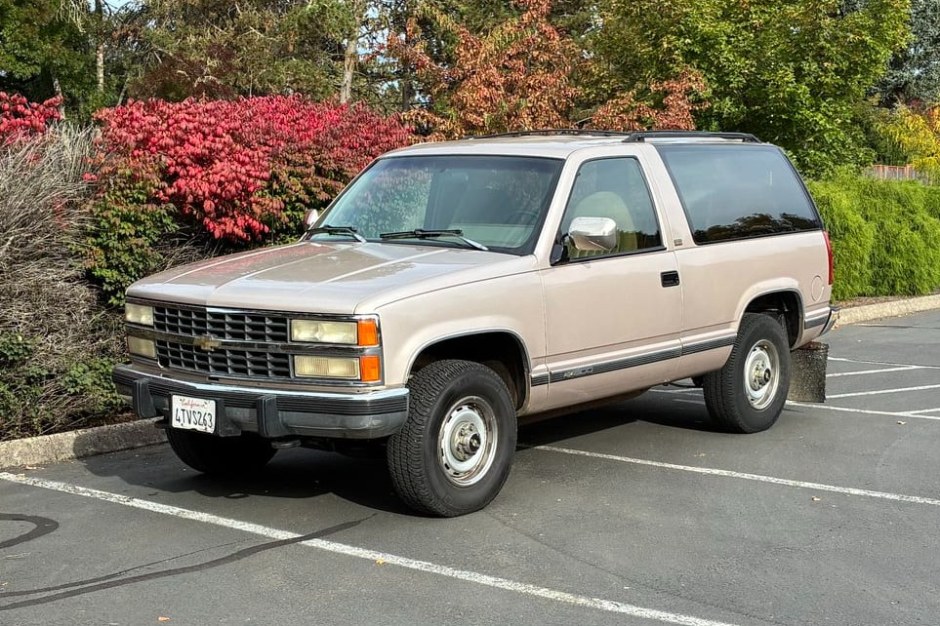 1993 Chevrolet Blazer sold at auction for $8,800