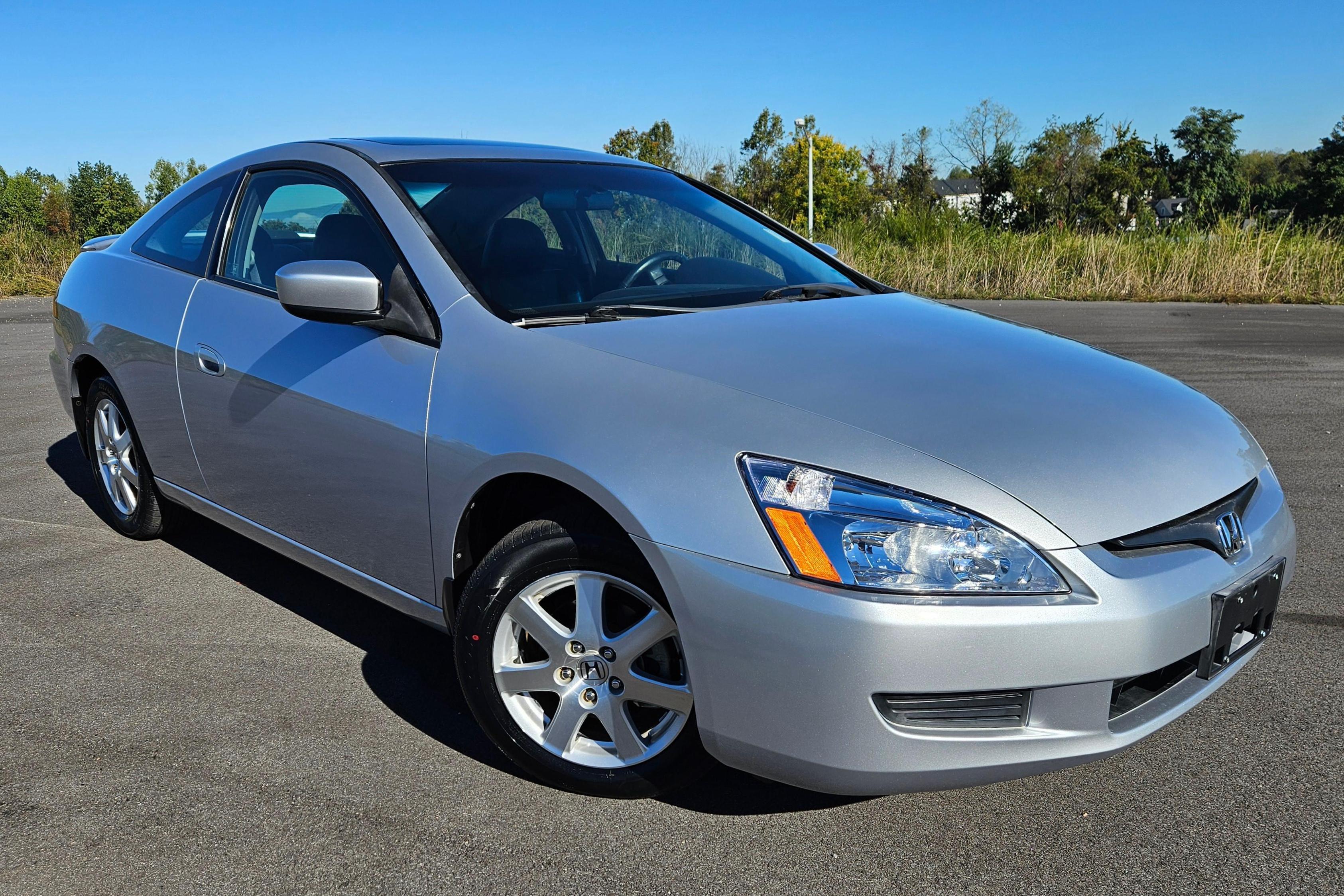 2005 Honda Accord sold at auction for $10,600