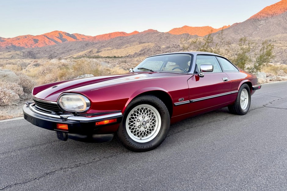 1992 Jaguar XJS sold at auction for $20,750