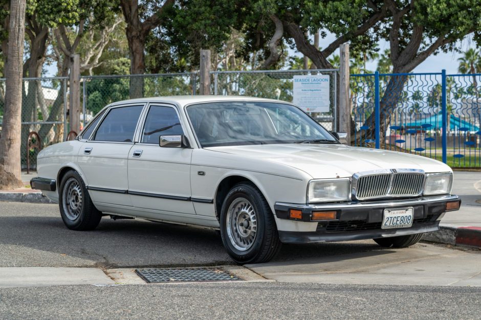 1988 Jaguar XJ sold at auction for $1,500